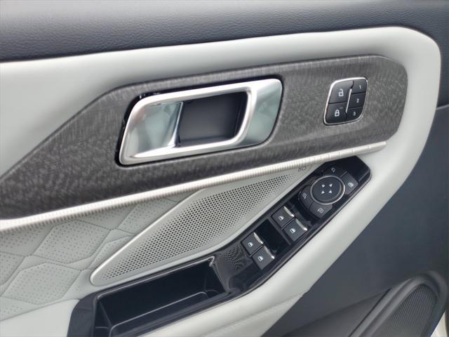 new 2025 Ford Explorer car, priced at $56,087