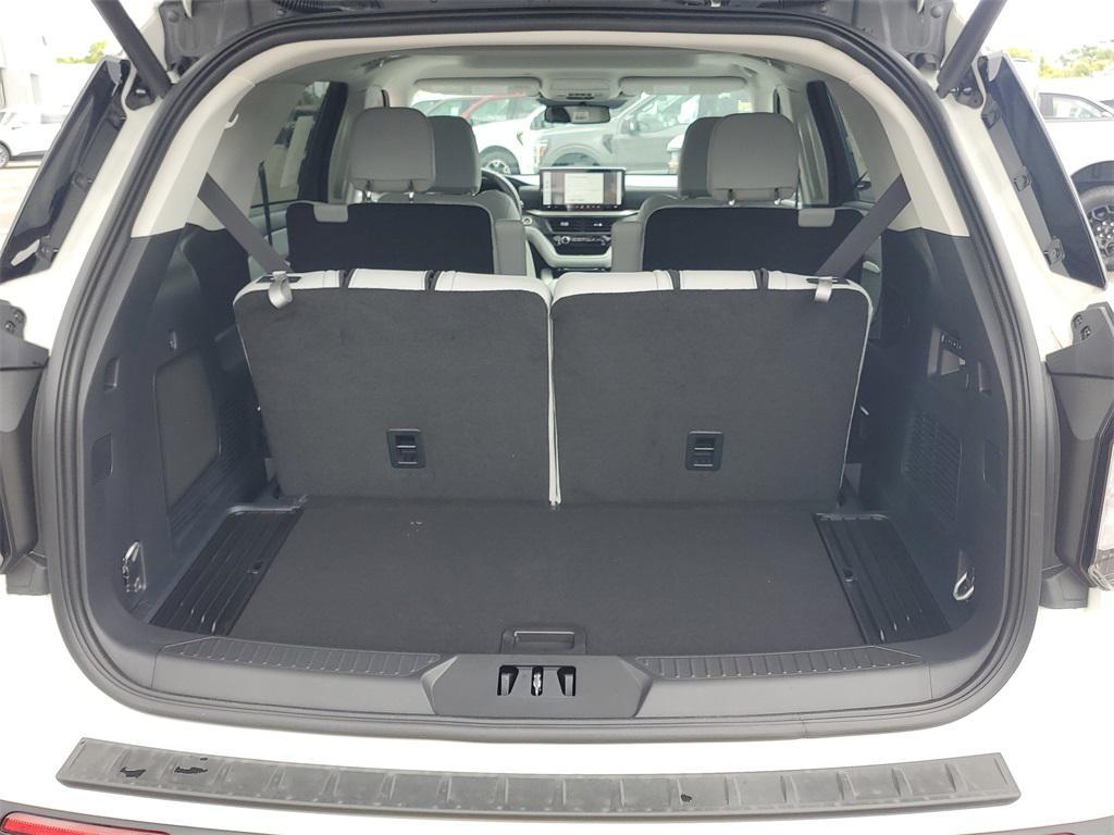 new 2025 Ford Explorer car, priced at $56,087