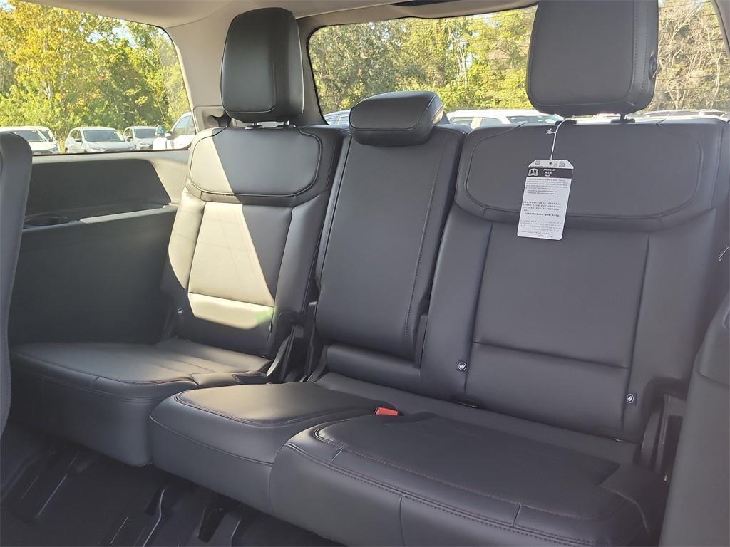 new 2025 Ford Expedition car, priced at $64,347