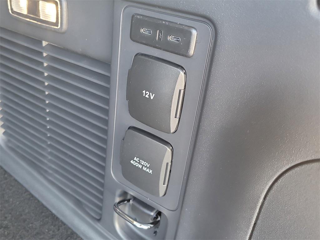 new 2025 Ford Expedition car, priced at $64,347