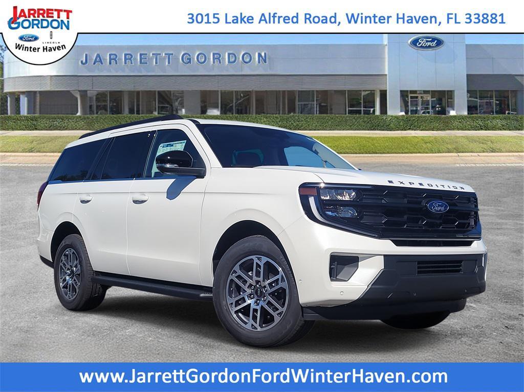 new 2025 Ford Expedition car, priced at $64,347