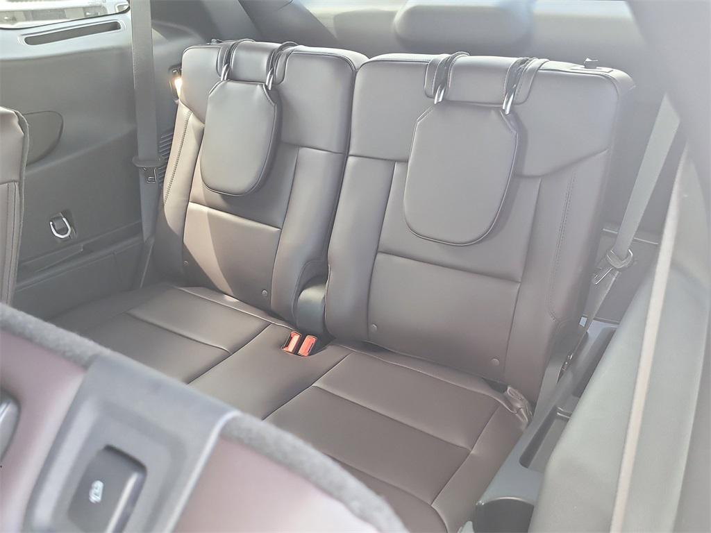 new 2025 Ford Explorer car, priced at $48,068