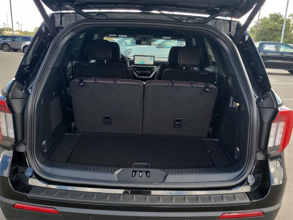new 2025 Ford Explorer car, priced at $48,068