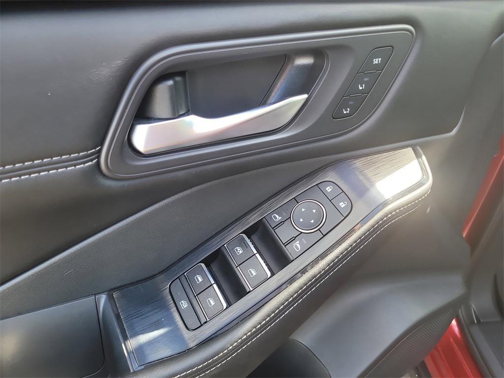 used 2022 Nissan Rogue car, priced at $17,900