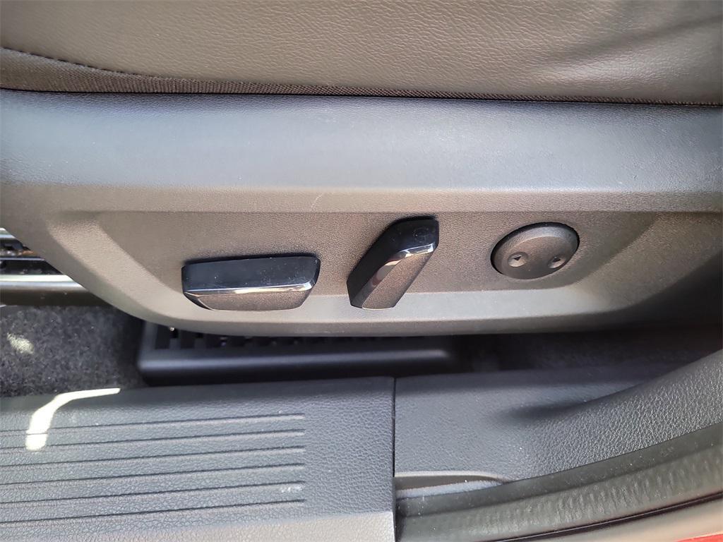 used 2022 Nissan Rogue car, priced at $17,900