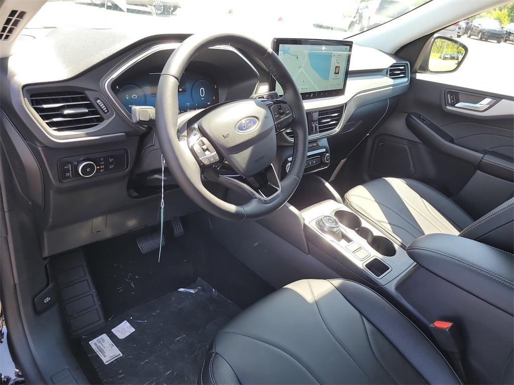 new 2025 Ford Escape PHEV car, priced at $33,099