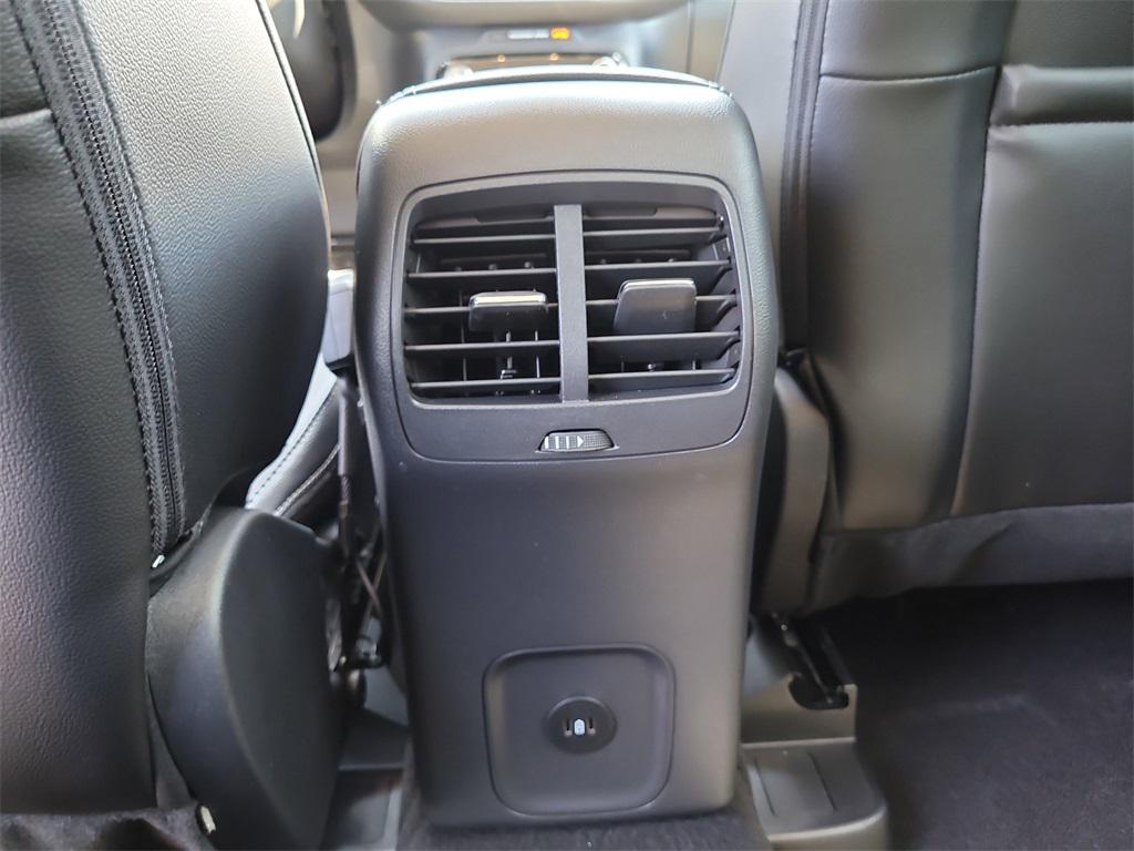 new 2025 Ford Escape PHEV car, priced at $33,099