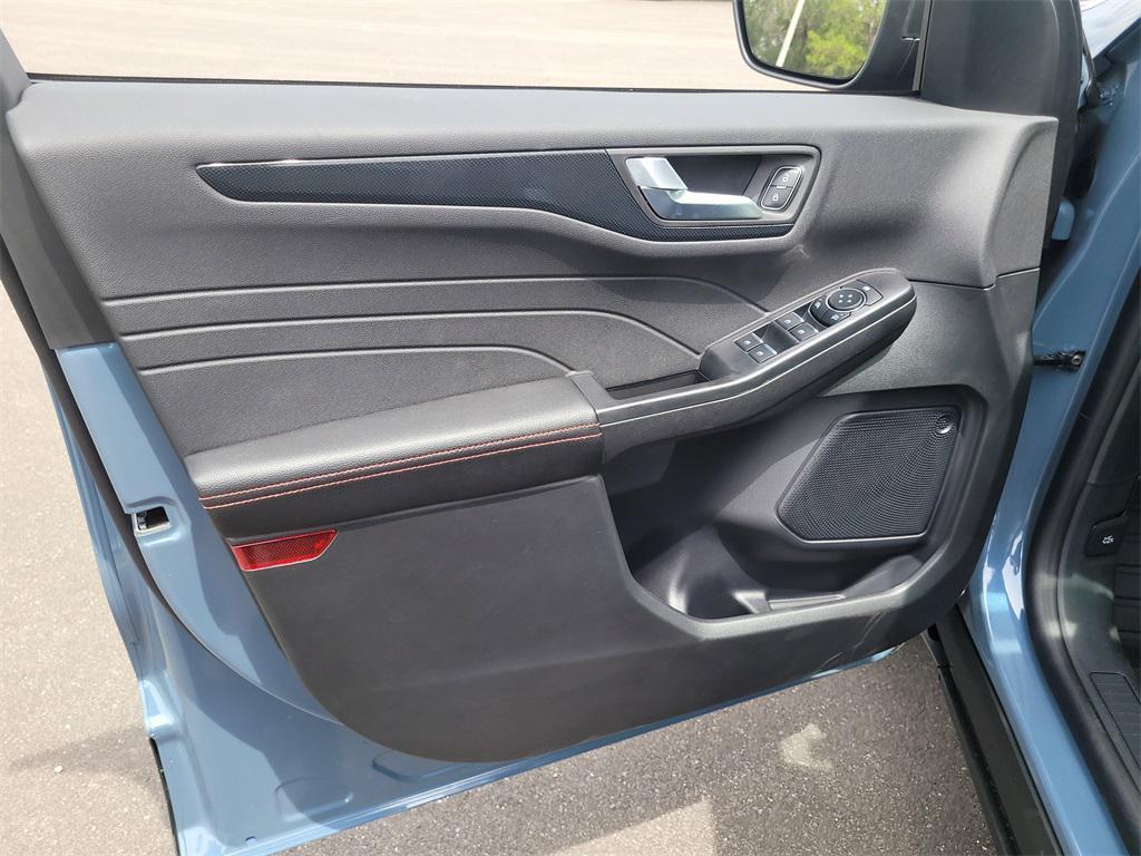 new 2025 Ford Escape car, priced at $29,031