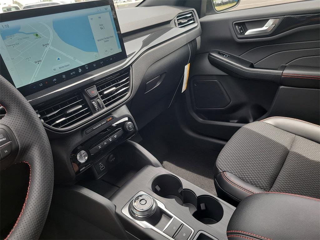 new 2025 Ford Escape car, priced at $29,031