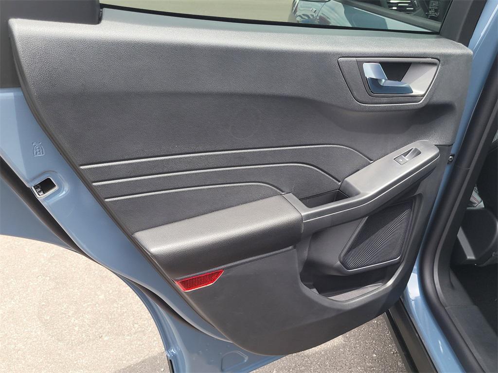 new 2025 Ford Escape car, priced at $29,031