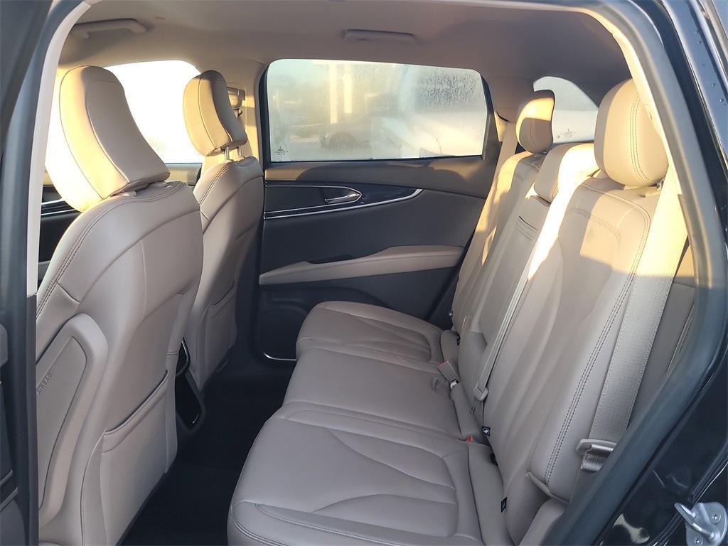 used 2022 Lincoln Nautilus car, priced at $28,500