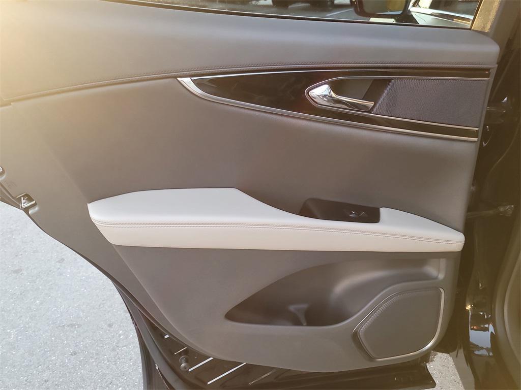 used 2022 Lincoln Nautilus car, priced at $28,500