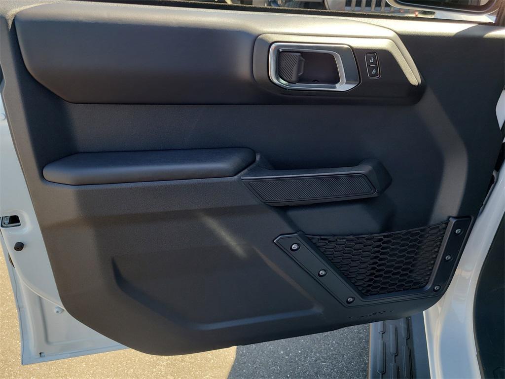 new 2025 Ford Bronco car, priced at $44,630