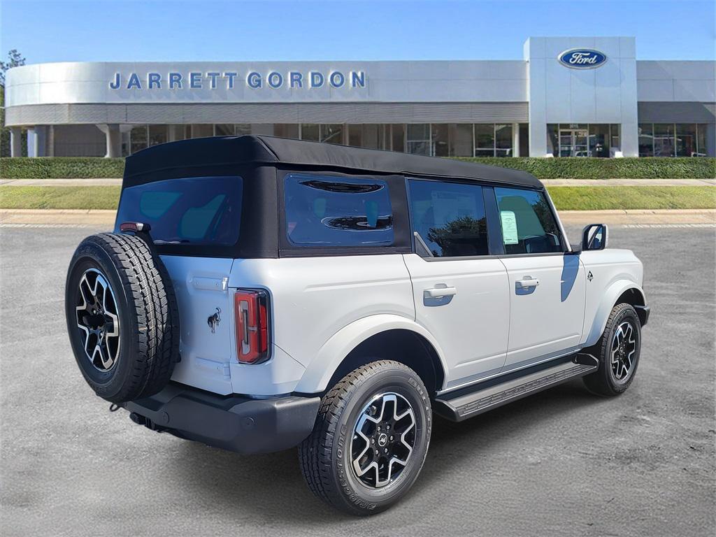 new 2025 Ford Bronco car, priced at $44,630