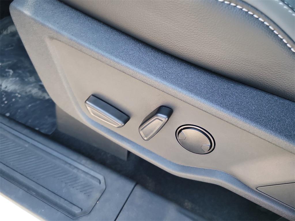 new 2025 Ford Bronco car, priced at $44,630