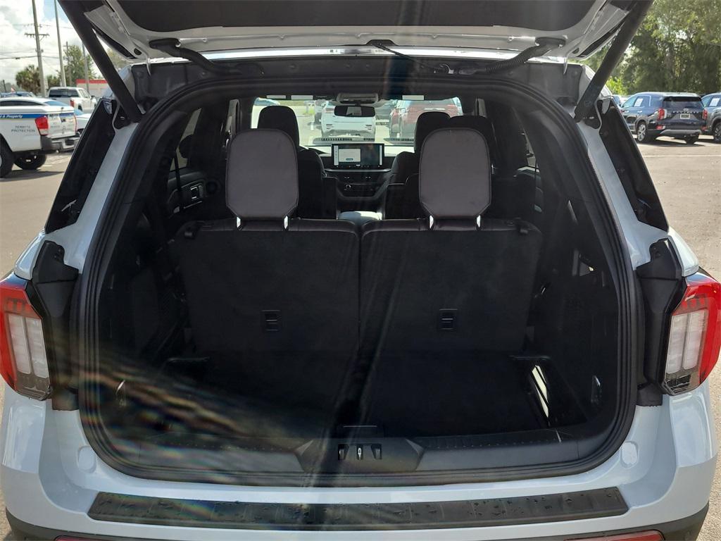 new 2025 Ford Explorer car, priced at $48,750