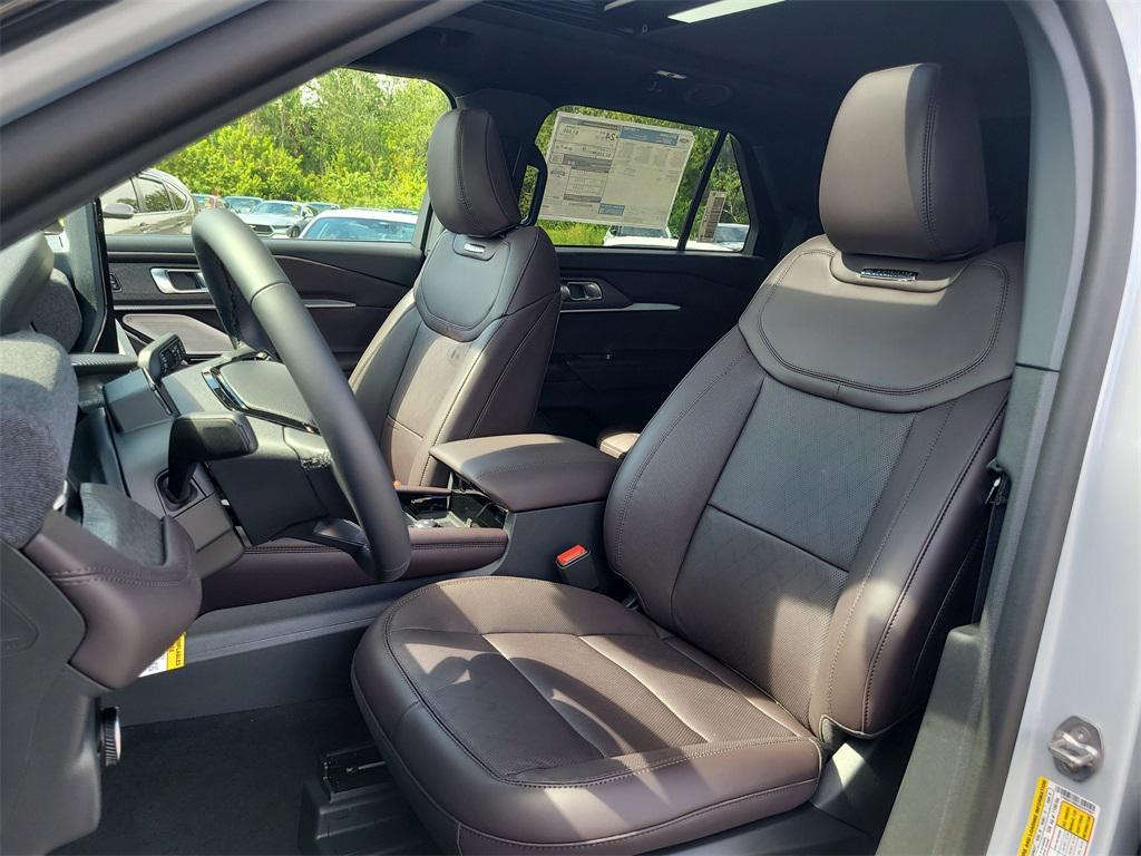 new 2025 Ford Explorer car, priced at $48,750