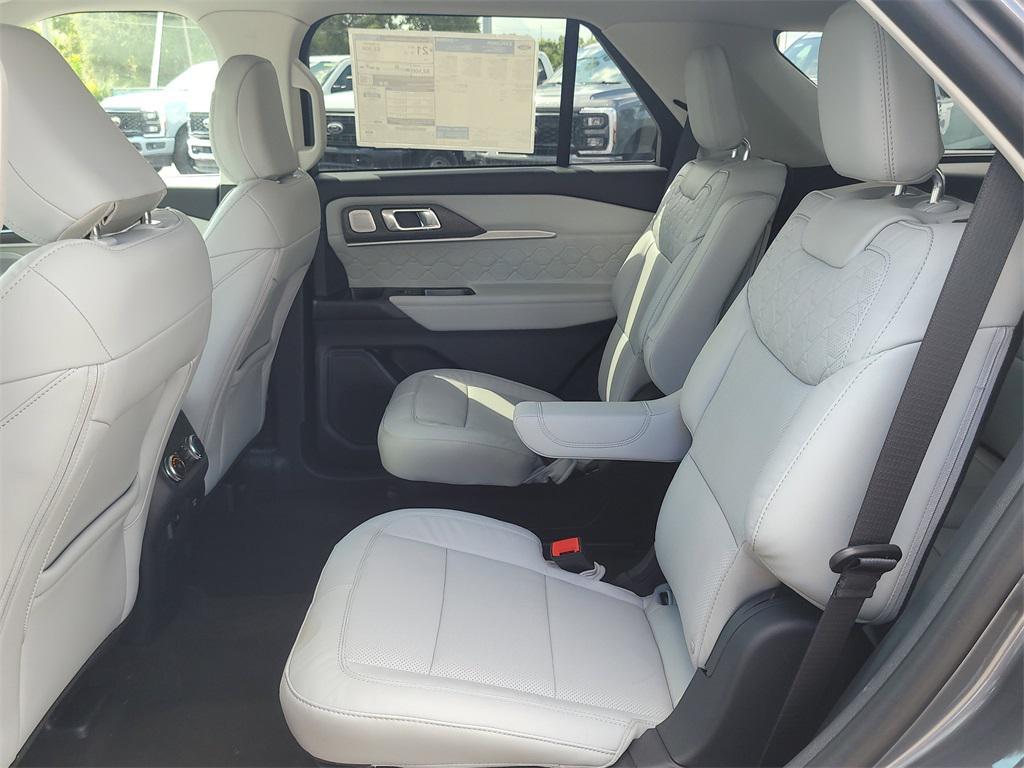new 2025 Ford Explorer car, priced at $51,911