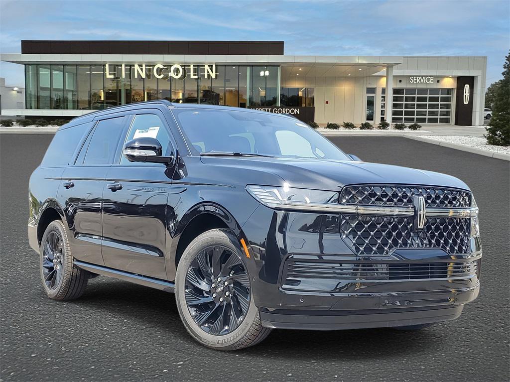 new 2025 Lincoln Navigator car, priced at $102,182