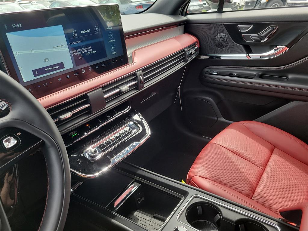 new 2025 Lincoln Corsair car, priced at $49,574