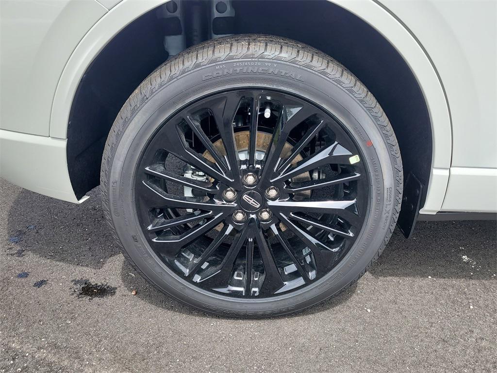 new 2025 Lincoln Corsair car, priced at $49,574