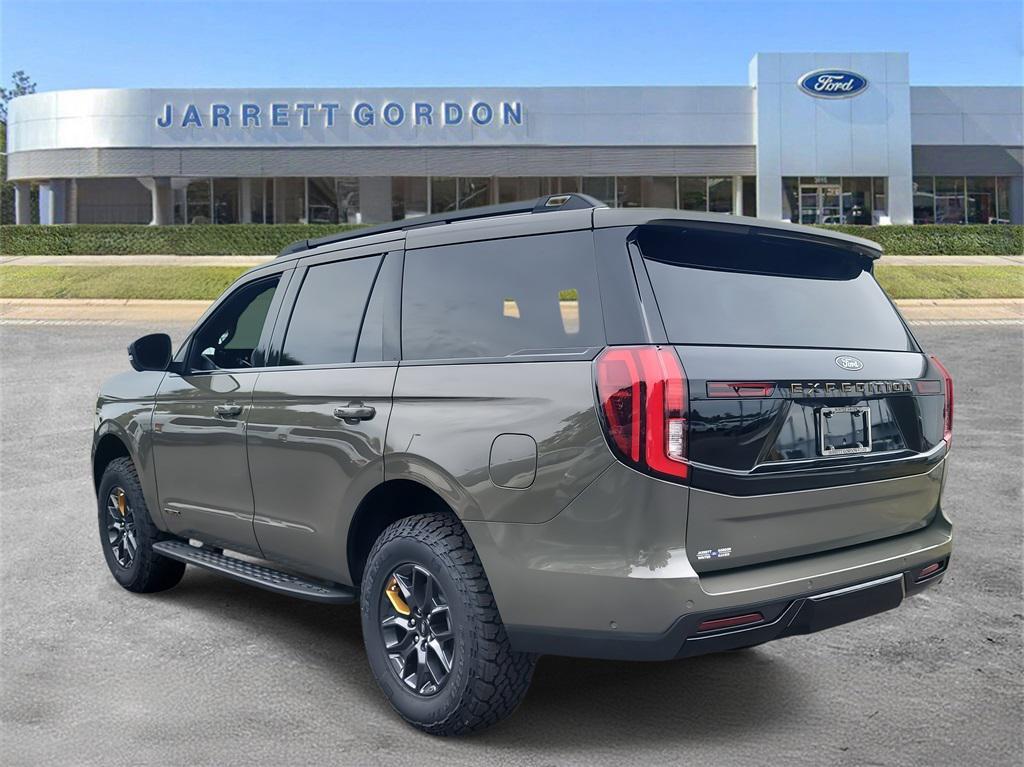 new 2025 Ford Expedition car, priced at $77,685