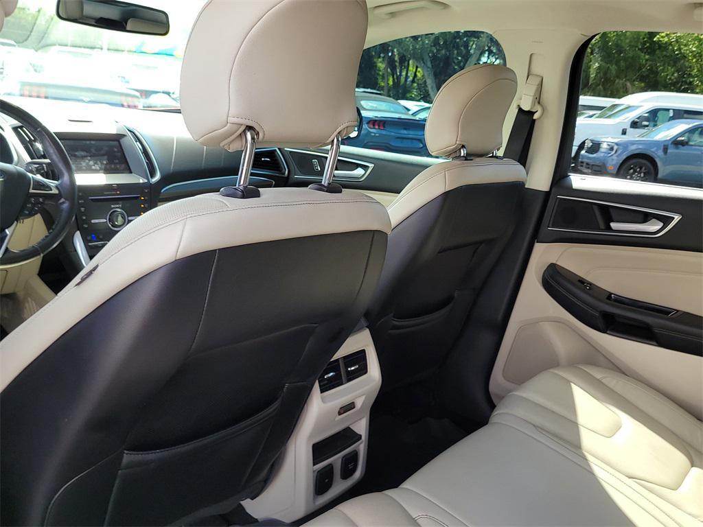 used 2015 Ford Edge car, priced at $10,900