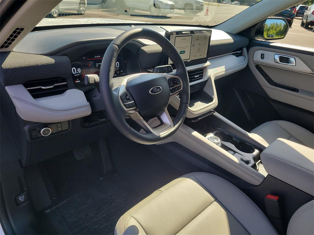 new 2025 Ford Explorer car, priced at $40,314