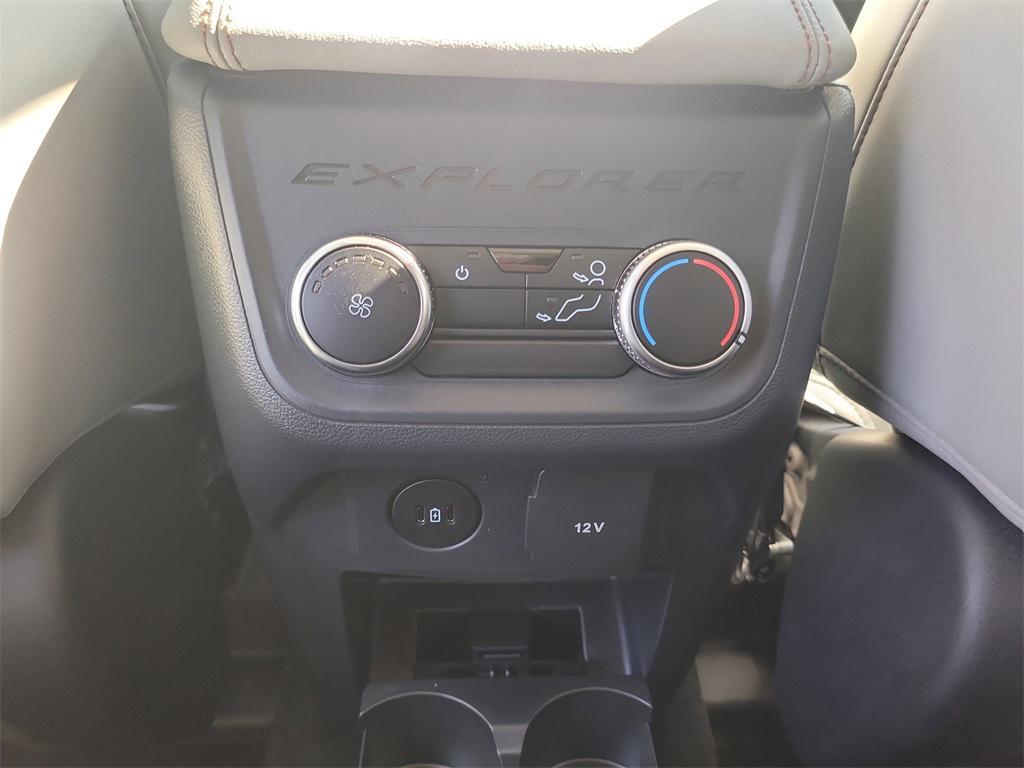 new 2025 Ford Explorer car, priced at $40,314