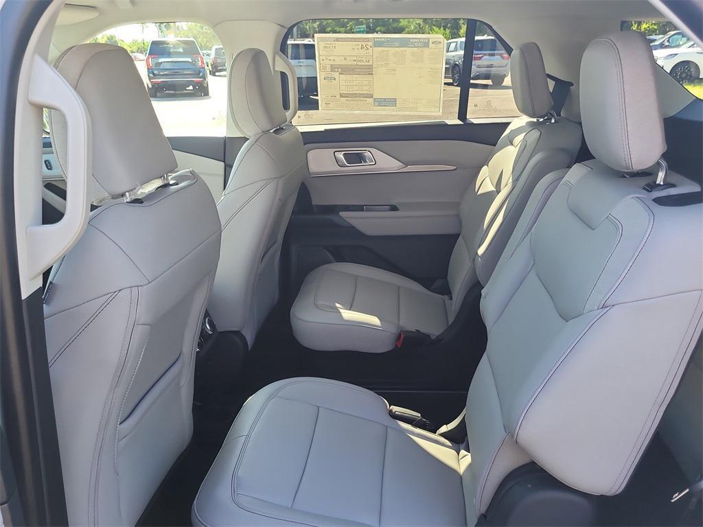 new 2025 Ford Explorer car, priced at $40,314