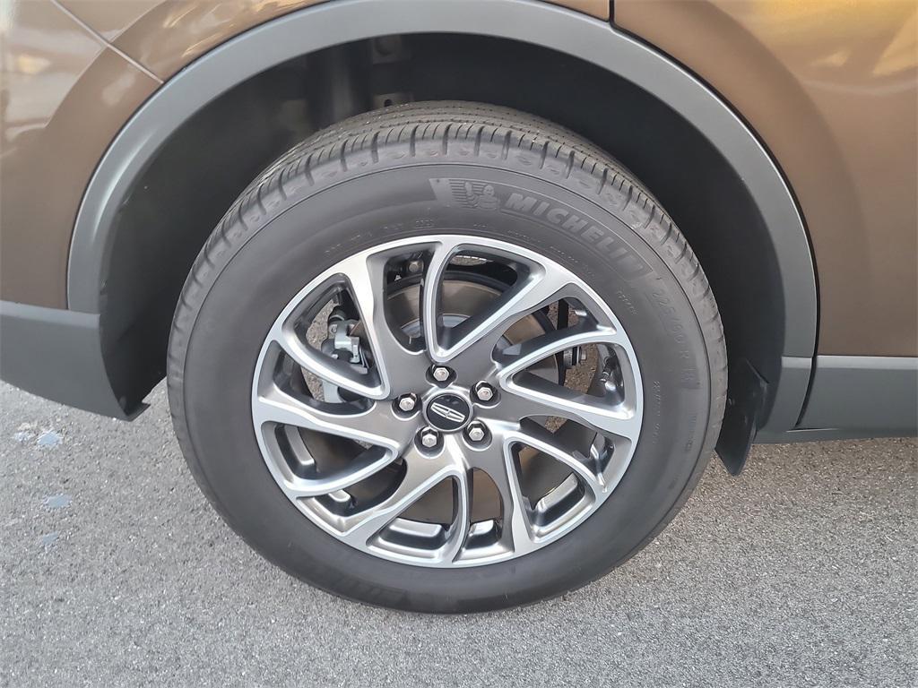 used 2022 Lincoln Corsair car, priced at $24,655