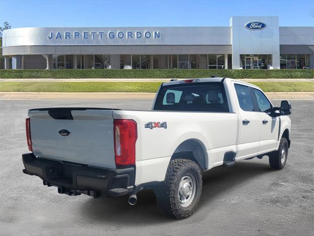 new 2025 Ford F-250 car, priced at $53,302