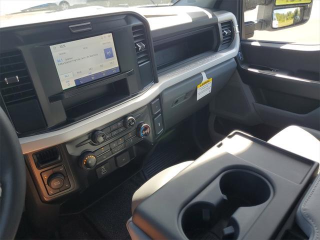 new 2025 Ford F-250 car, priced at $53,302