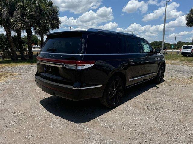 new 2024 Lincoln Navigator L car