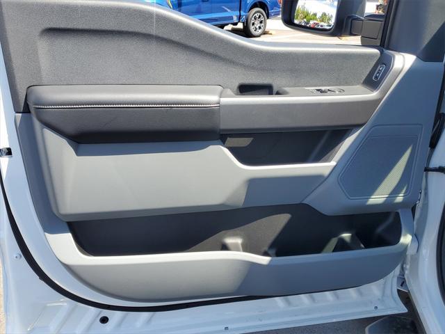 new 2025 Ford F-250 car, priced at $54,581