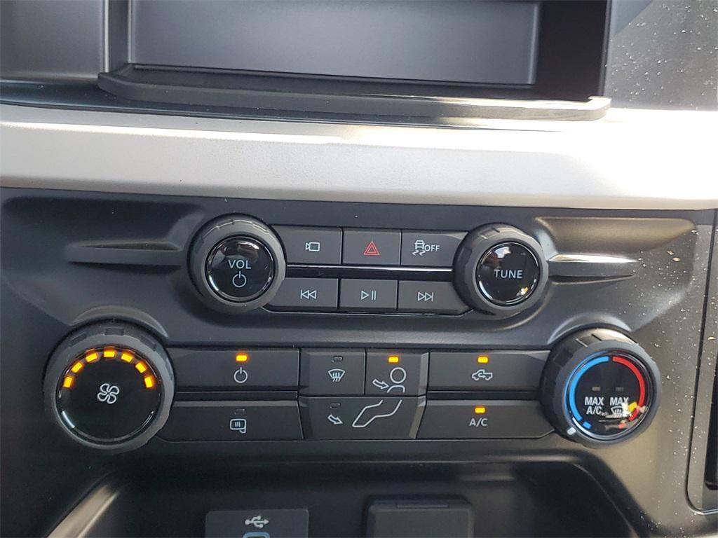 new 2025 Ford F-250 car, priced at $53,581