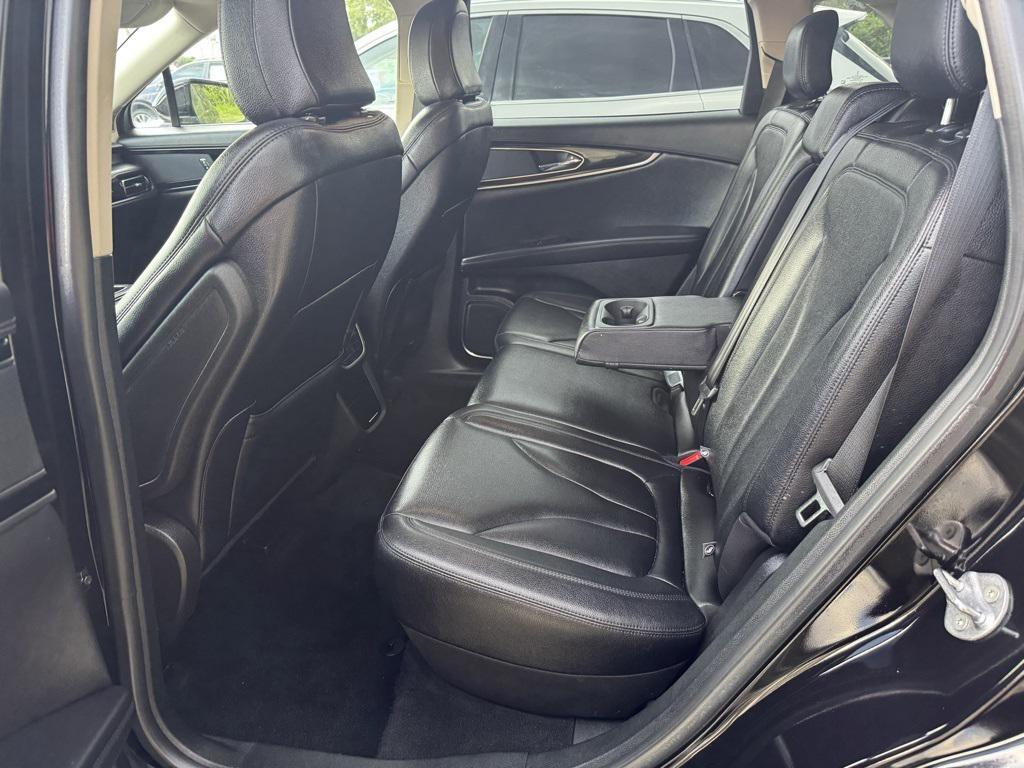 used 2023 Lincoln Nautilus car, priced at $29,800
