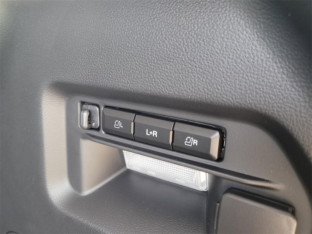 new 2025 Ford Explorer car, priced at $51,551