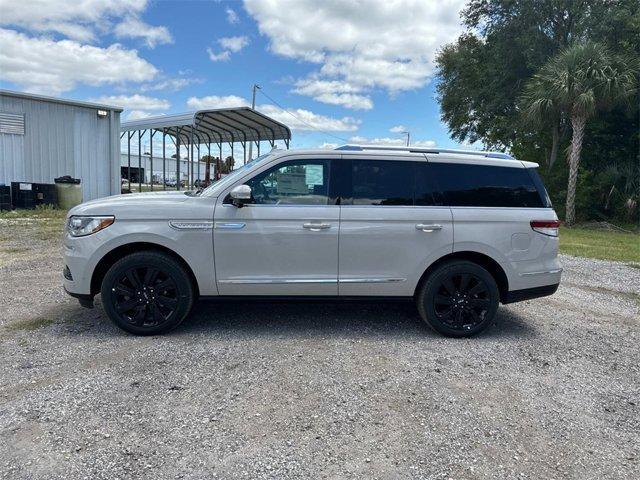 new 2024 Lincoln Navigator car