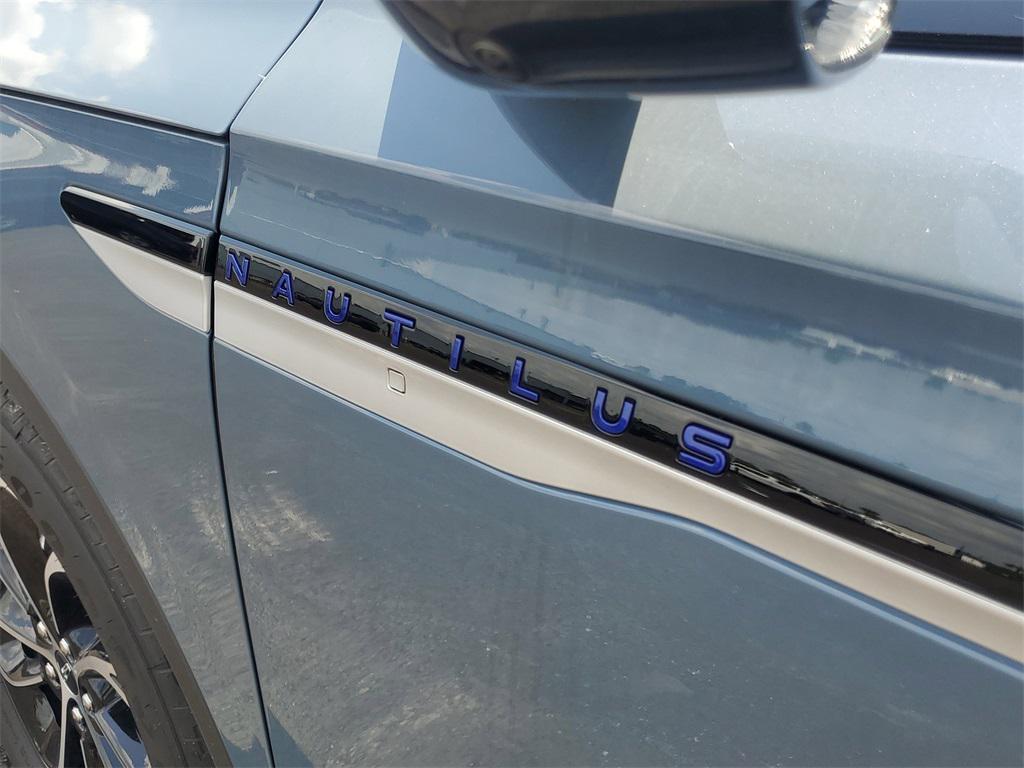 new 2025 Lincoln Nautilus car, priced at $53,026
