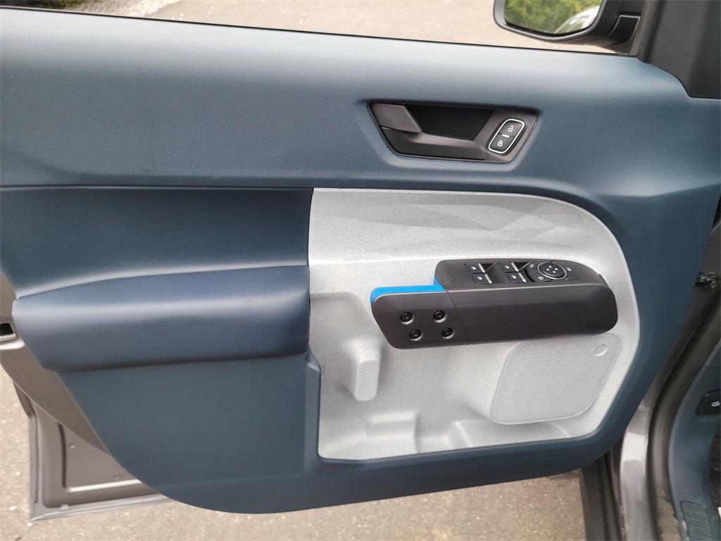 new 2025 Ford Maverick car, priced at $28,868