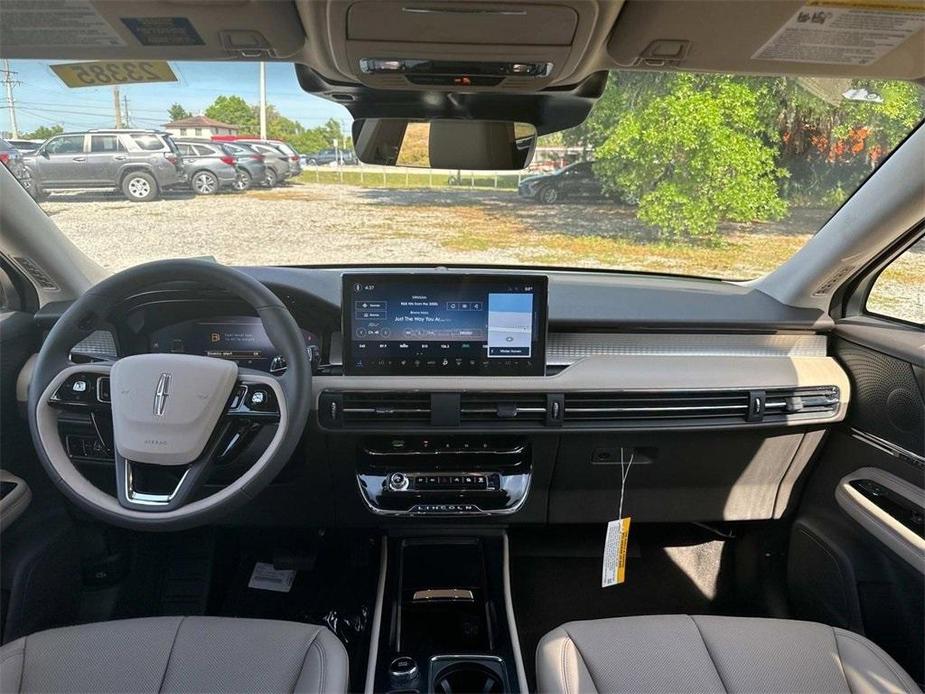 new 2024 Lincoln Corsair car, priced at $40,700