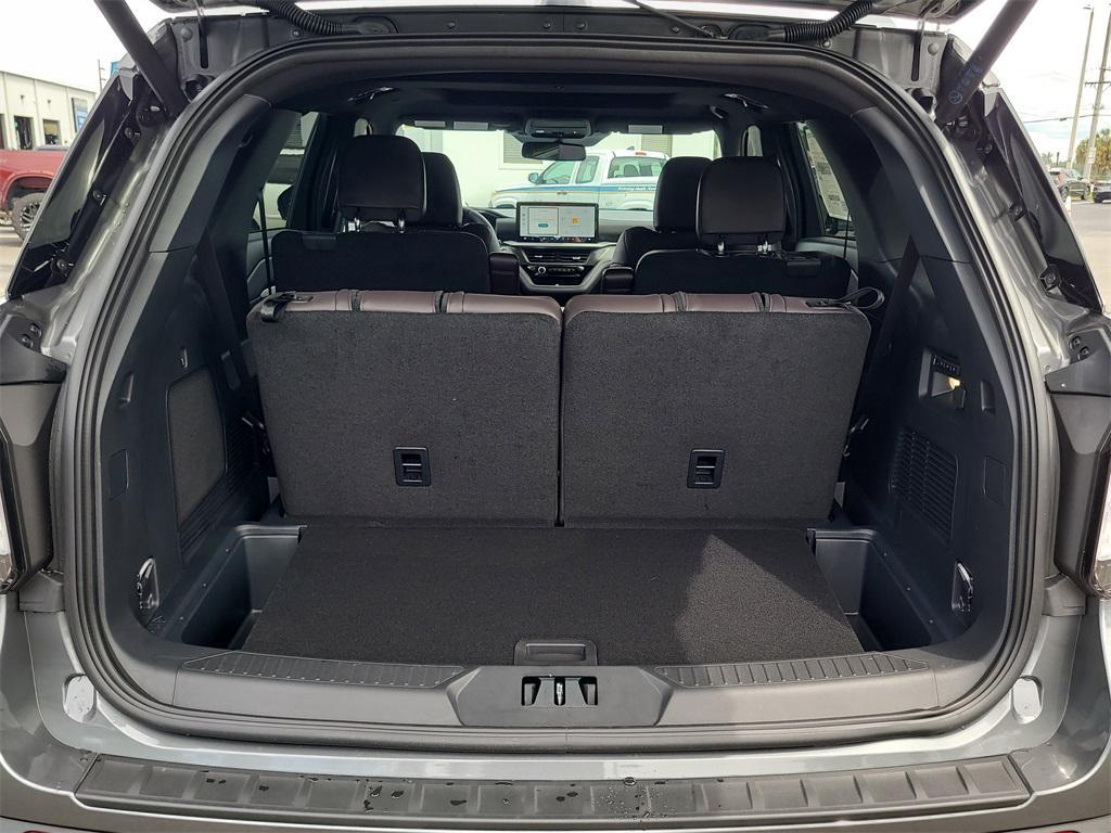 new 2025 Ford Explorer car, priced at $48,750