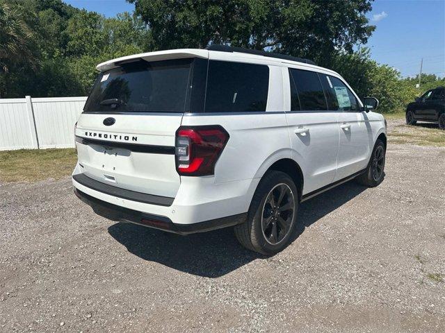 new 2024 Ford Expedition car, priced at $72,368