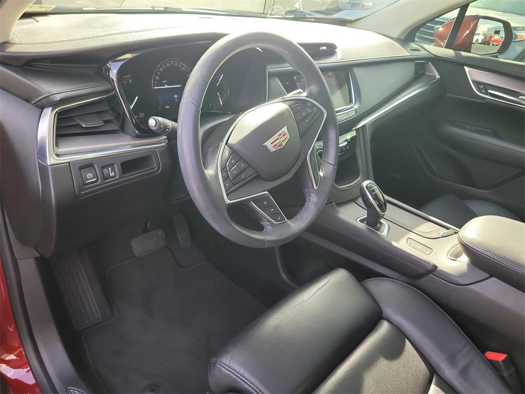 used 2017 Cadillac XT5 car, priced at $20,500