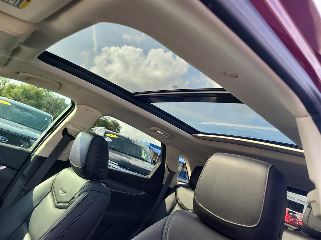 used 2017 Cadillac XT5 car, priced at $20,500