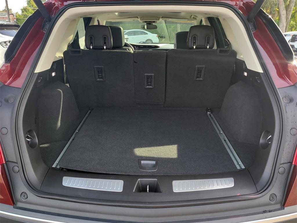 used 2017 Cadillac XT5 car, priced at $20,500