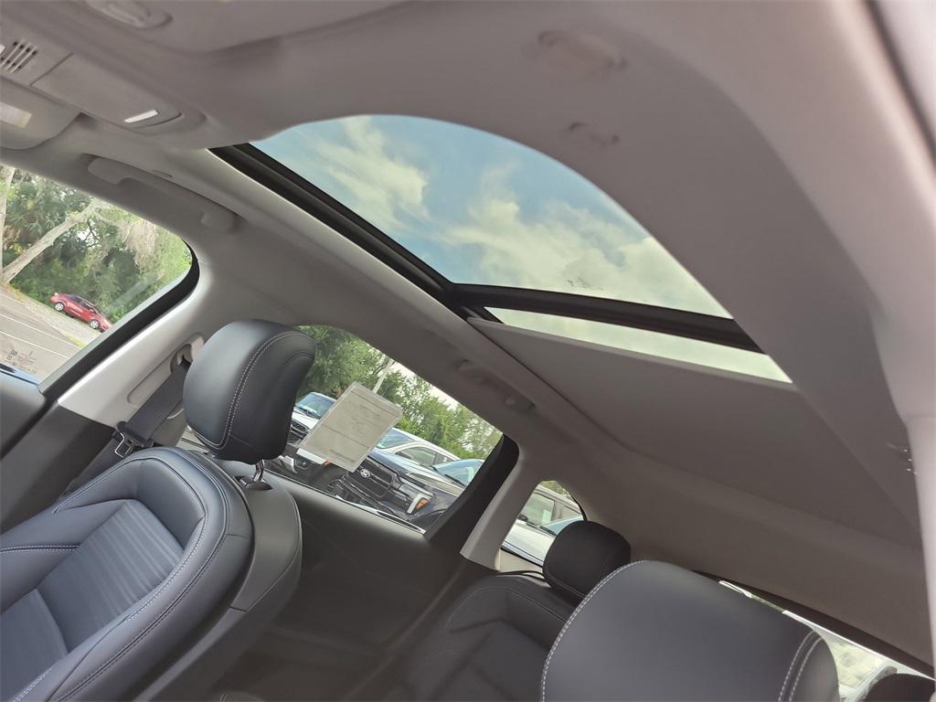 new 2025 Lincoln Nautilus car, priced at $64,824