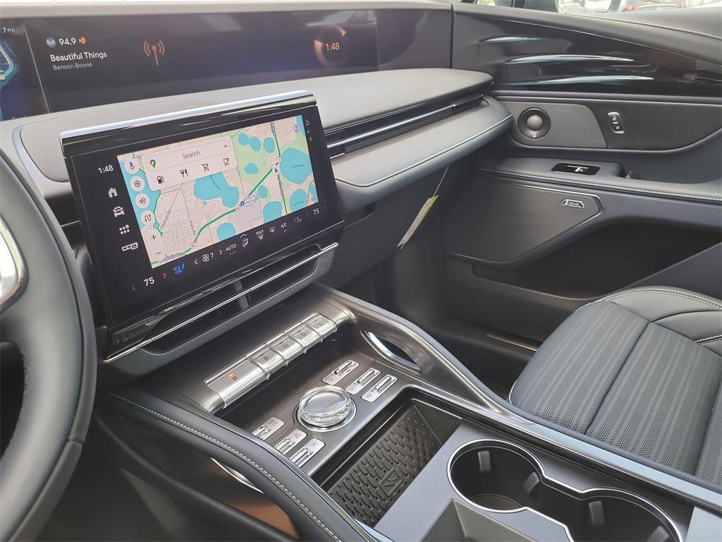 new 2025 Lincoln Nautilus car, priced at $64,824