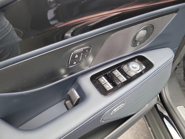 new 2025 Lincoln Nautilus car, priced at $64,824